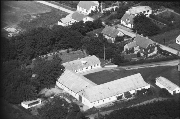 Kirkensgård - 1946